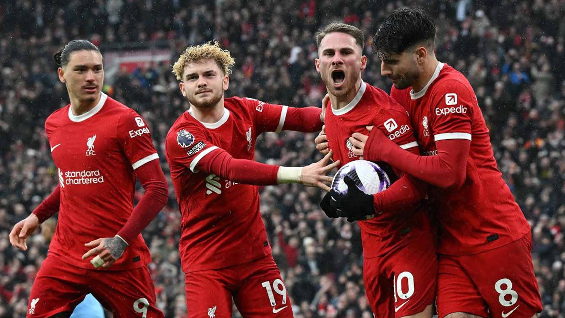 Liverpool Kalahkan Manchester United dalam Duel Panas di Anfield