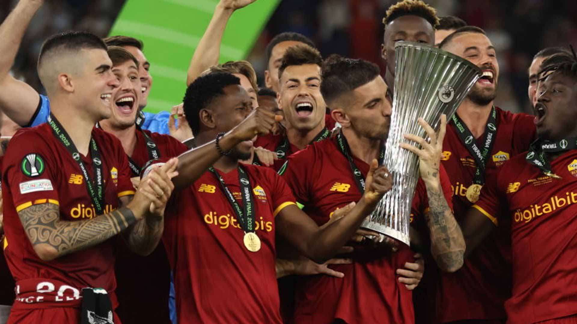 AS Roma Berencana Tambah Pemain Baru untuk Perkuat Lini Pertahanan